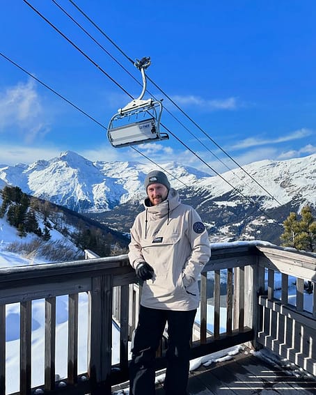 Asiakas @j.lees99 tuotteessa Dope Blizzard Lumilautailutakki Miehet Sand