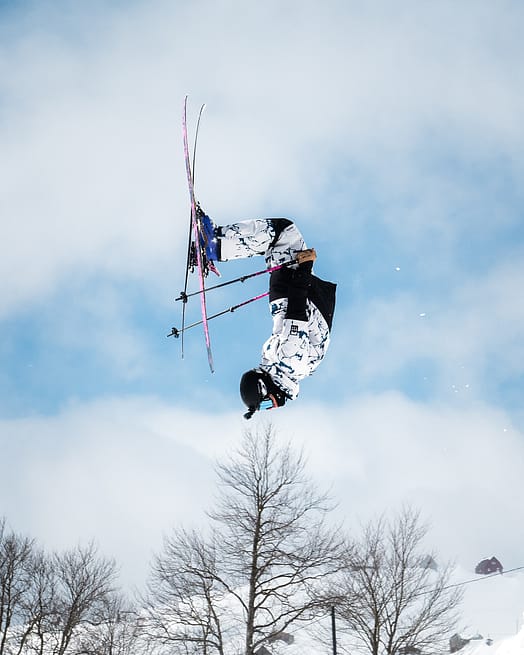 Asiakas @alvaropenades tuotteessa Montec Arch Lumilautailutakki Miehet Ice/Black