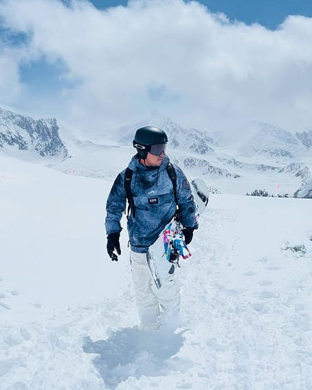 Asiakas @carlosdchu tuotteessa Dope Blizzard Lumilautailutakki Miehet Dirt