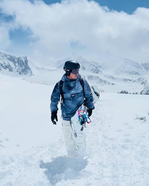 Asiakas @carlosdchu tuotteessa Dope Blizzard Lumilautailutakki Miehet Dirt