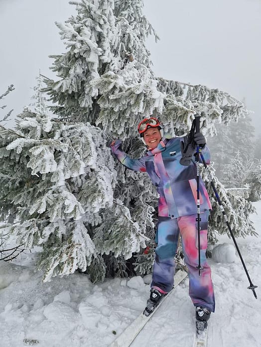 Asiakas @undefined tuotteessa Dope Adept W Lumilautailutakki Naiset Aurora