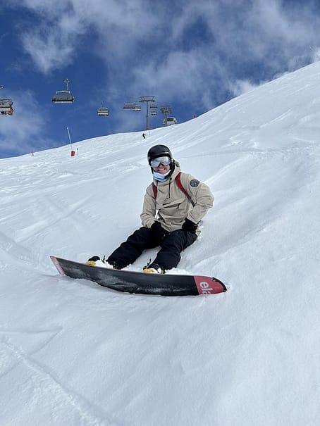 Asiakas @undefined tuotteessa Dope Blizzard Lumilautailutakki Miehet Sand