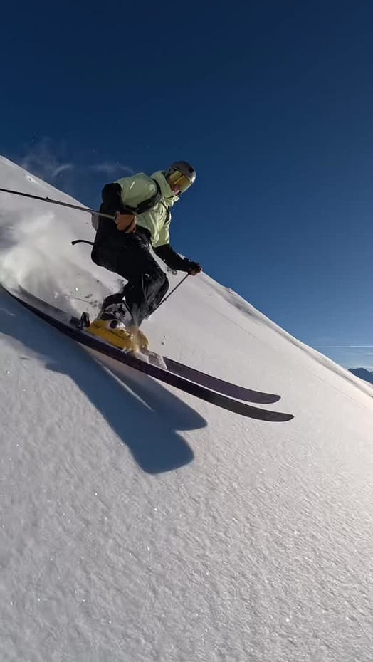 Asiakas @felixwiemers tuotteessa Montec Arch Laskettelutakki Miehet Faded Neon/Black