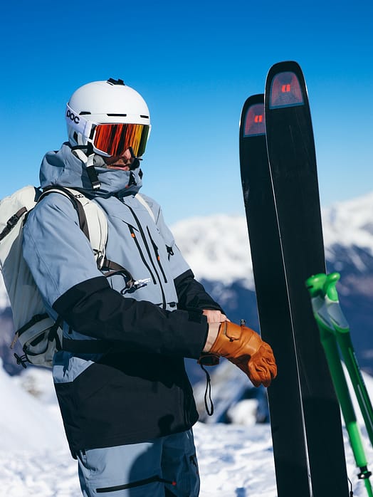 Asiakas @kevin_maderegger tuotteessa Montec Arch Laskettelutakki Miehet Soft Blue/Black