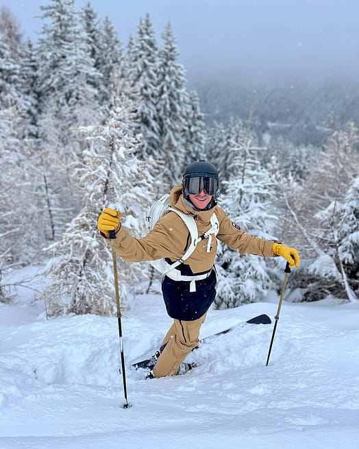 Asiakas @kevlator tuotteessa Montec Doom Lumilautailutakki Miehet Gold/Black