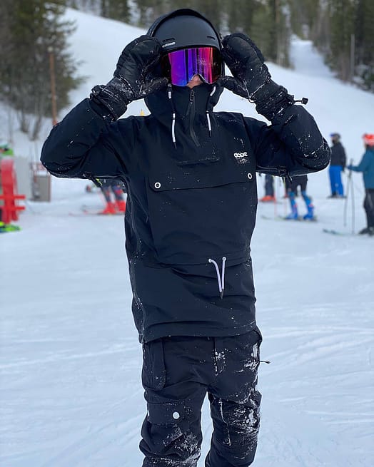 Asiakas @emmascj tuotteessa Dope Annok 2019 Lumilautailutakki Miehet Black