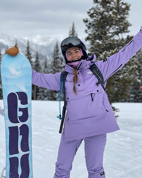 Asiakas @coyotedepiedra tuotteessa Dope Puffer W 2021 Laskettelutakki Naiset Faded Violet