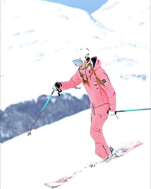 Asiakas @lgblanksman tuotteessa Dope Annok W Lumilautailutakki Naiset Pink