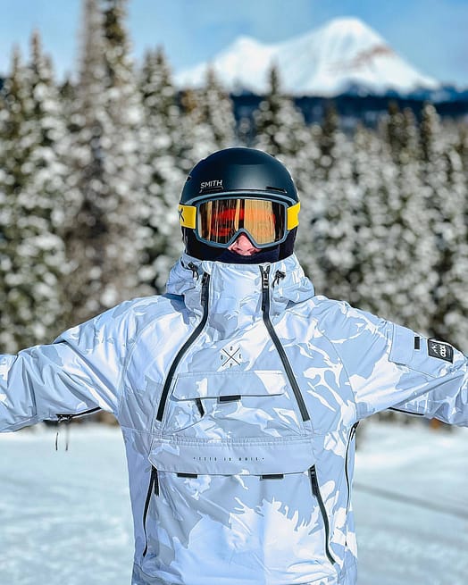 Asiakas @thegavinteague tuotteessa Dope Akin Lumilautailutakki Miehet Grey Camo