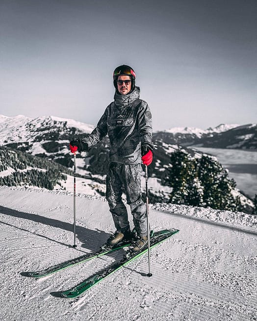 Asiakas @u.brz91 tuotteessa Dope Blizzard Lumilautailutakki Miehet Dirt