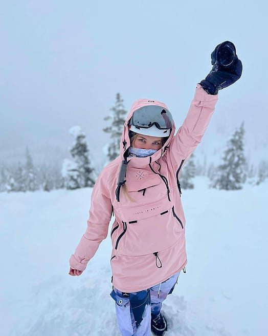 Asiakas @brittsheaven tuotteessa Dope Akin W Lumilautailutakki Naiset Soft Pink