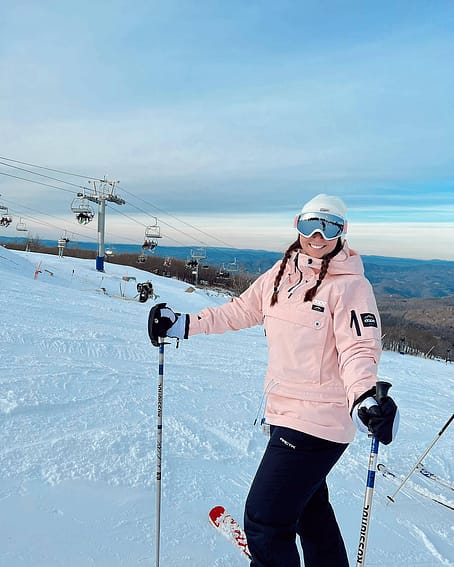 Asiakas @_sophieehughes tuotteessa Dope Annok W Lumilautailutakki Naiset Soft Pink