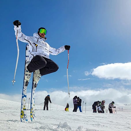 Asiakas @ski.shredder tuotteessa Dope Akin Lumilautailutakki Miehet Grey Camo