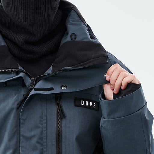 Kiristysnauhallinen helma